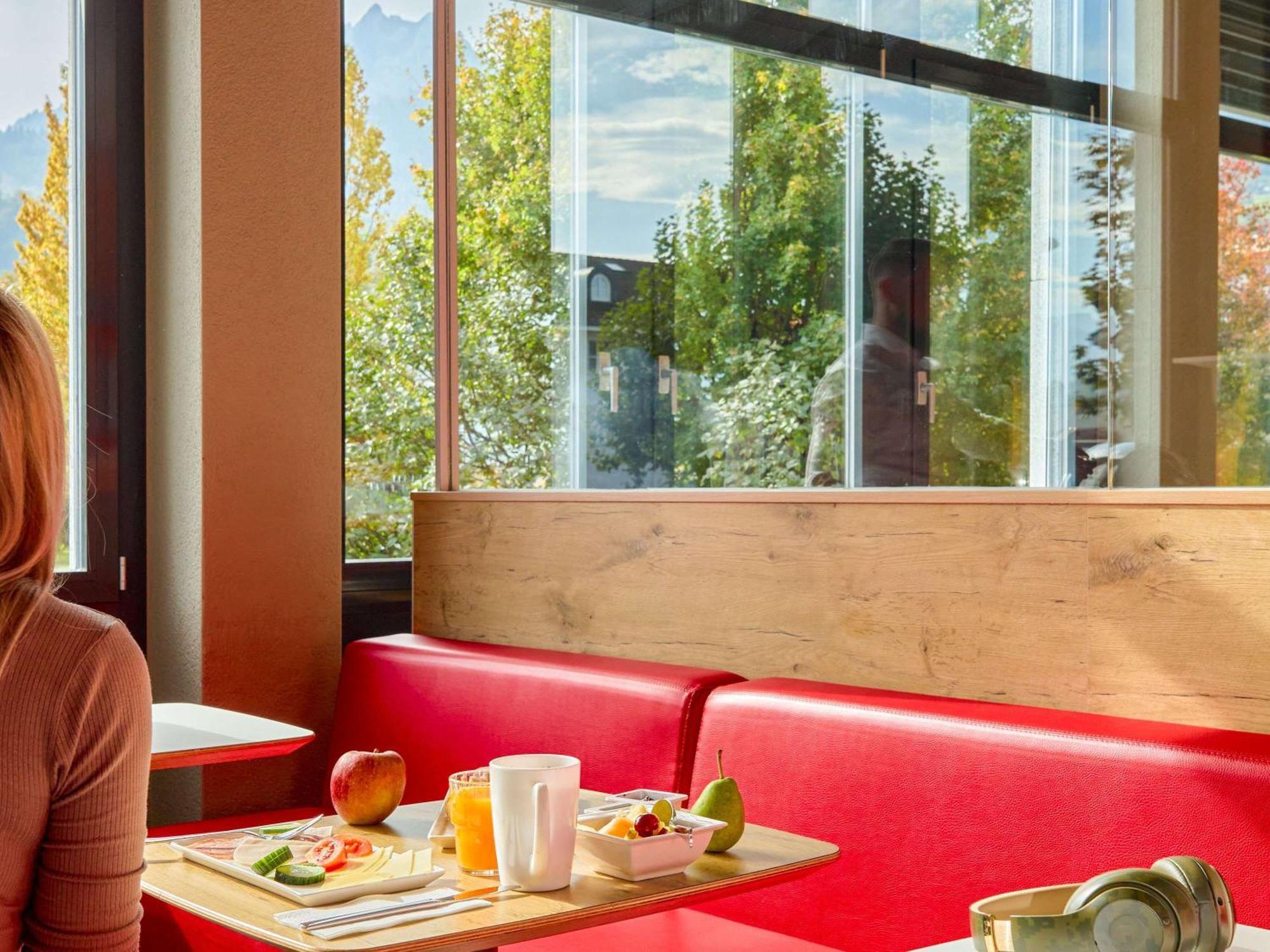 Ibis Luzern Kriens Hotel Horw Exterior photo