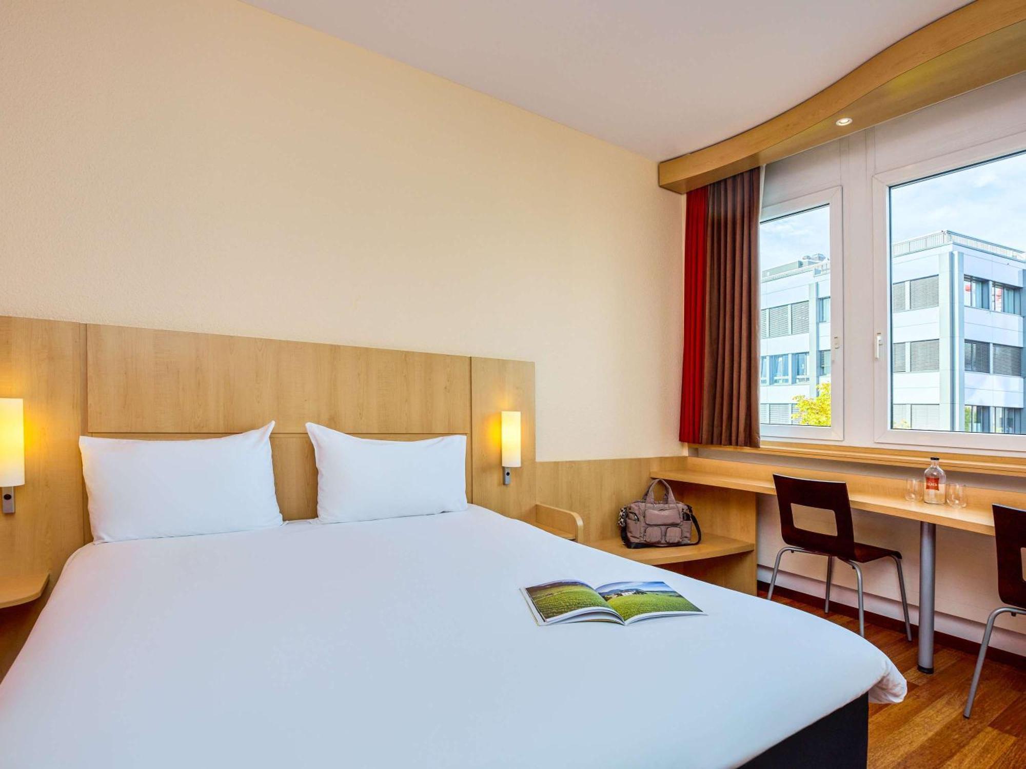 Ibis Luzern Kriens Hotel Horw Exterior photo