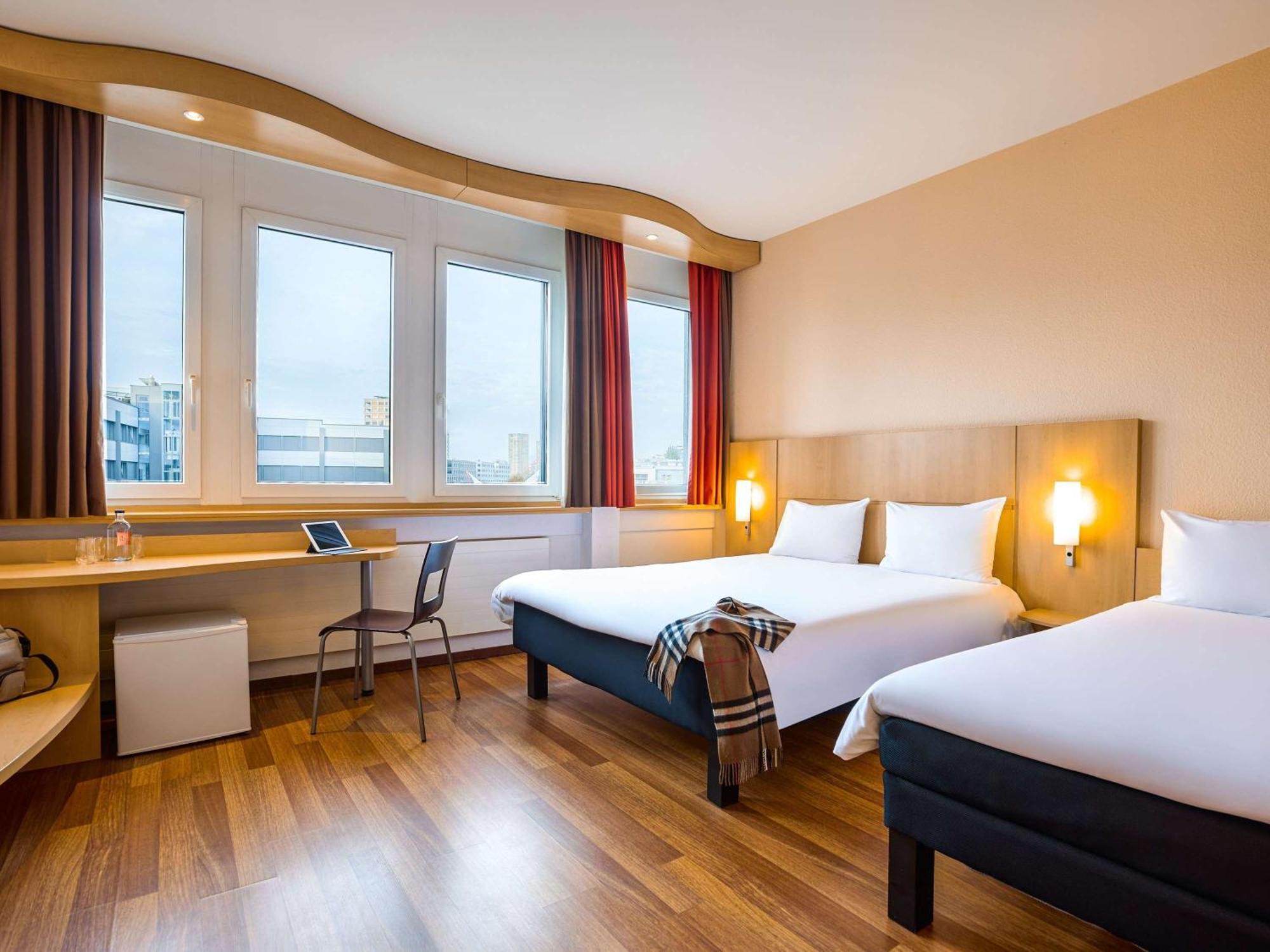 Ibis Luzern Kriens Hotel Horw Exterior photo